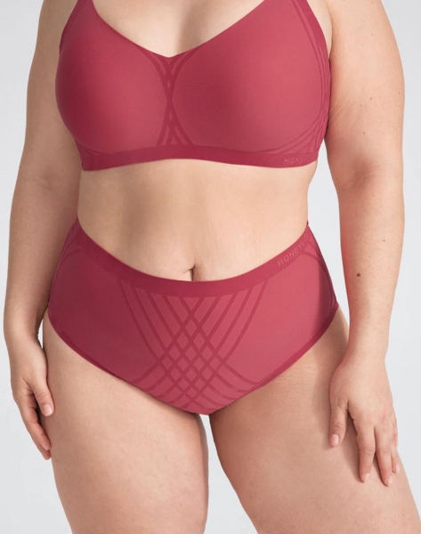 Best Plus-Size Shapewear Based On Extensive Research