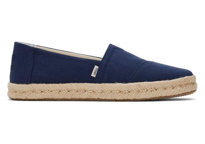 The Most Comfortable Espadrilles, Reviewed By Our Editors